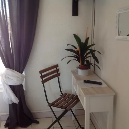 Lou Paradou Otel Cagnes-sur-Mer