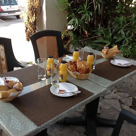 Lou Paradou Otel Cagnes-sur-Mer