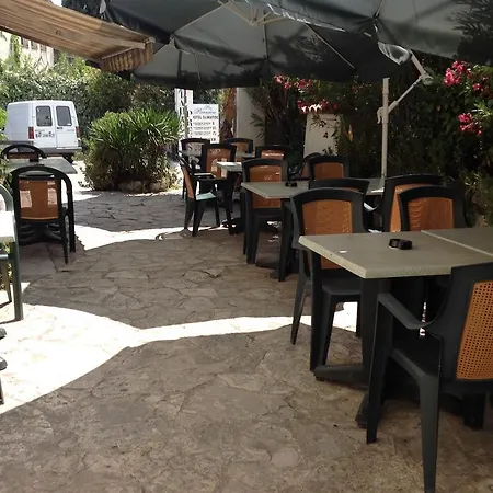 Lou Paradou Otel